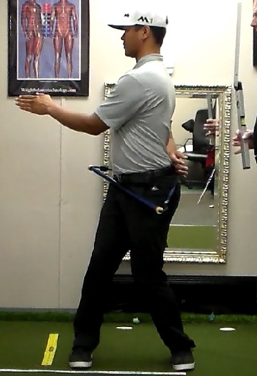 Complementary-Grip-left-hand-only-backswing